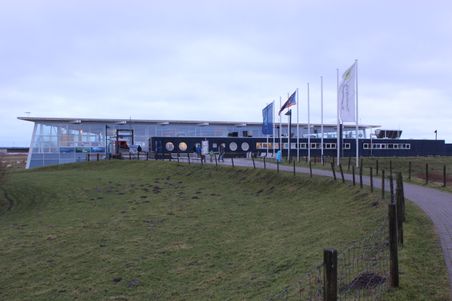 Außenansicht des Nationalpark-Zentrum Multimar Wattforum in Tönning